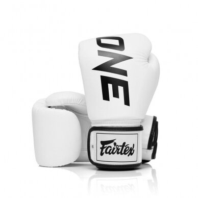 "Fairtex" bokso pirštinės ONE Championship - White